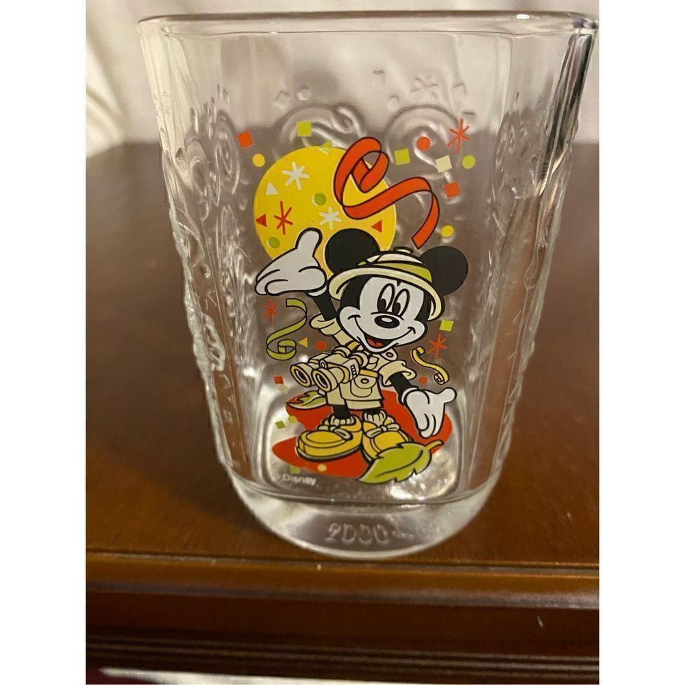 2000 Disney safari Mickey Mouse animal kingdom glass
